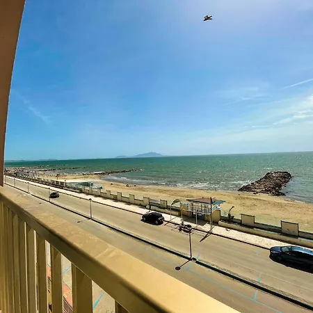 Athena Sea Front Apartment, Parking & Pool Lago Patria Exterior photo